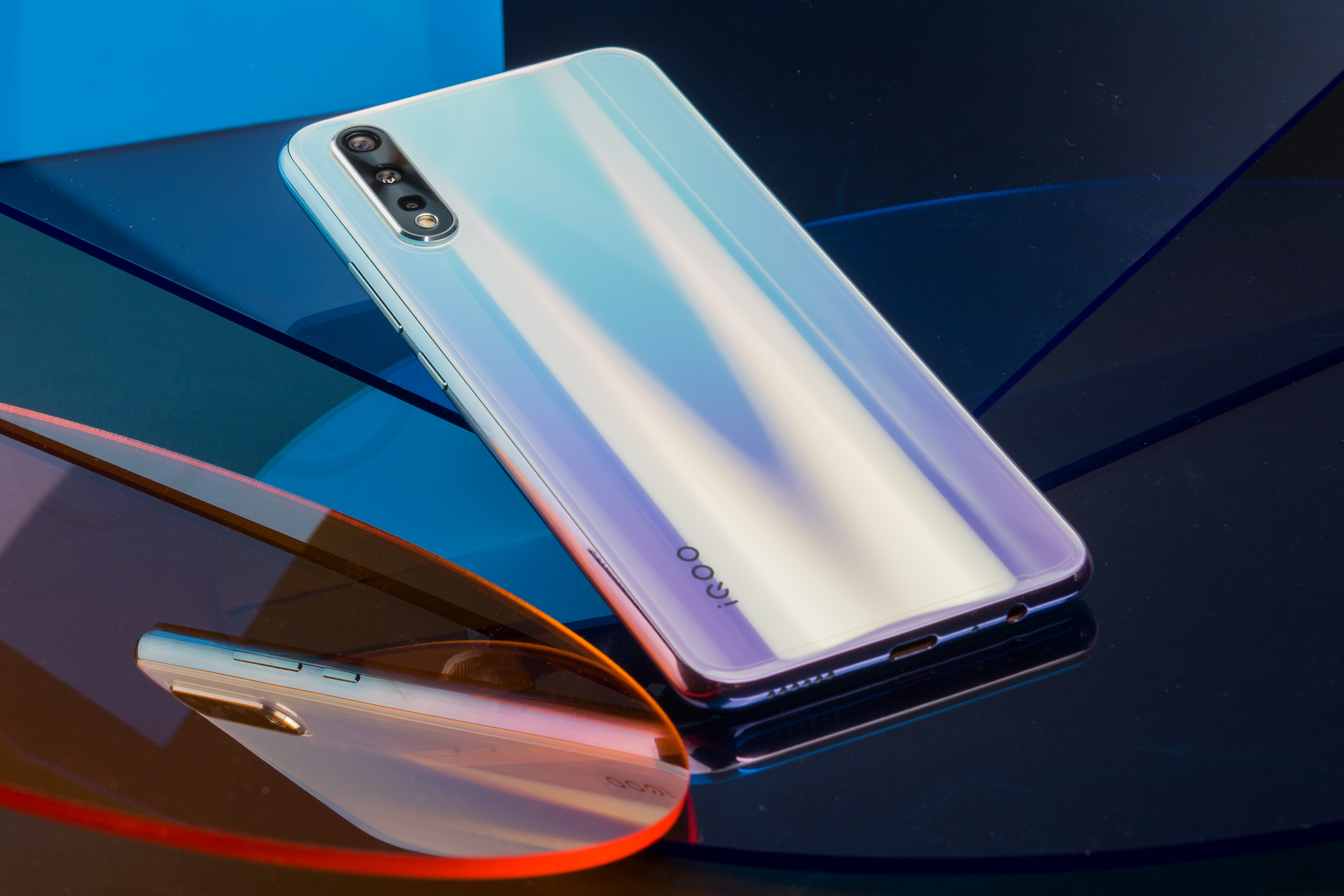 iqooneo855版价格,iqooneo855版原装屏多少钱