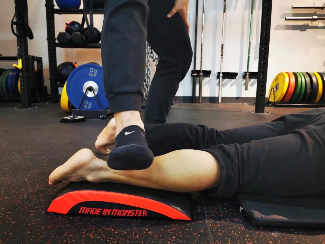 仰卧起坐腰痛怎么办,男性做仰卧起坐腰酸痛什么情况