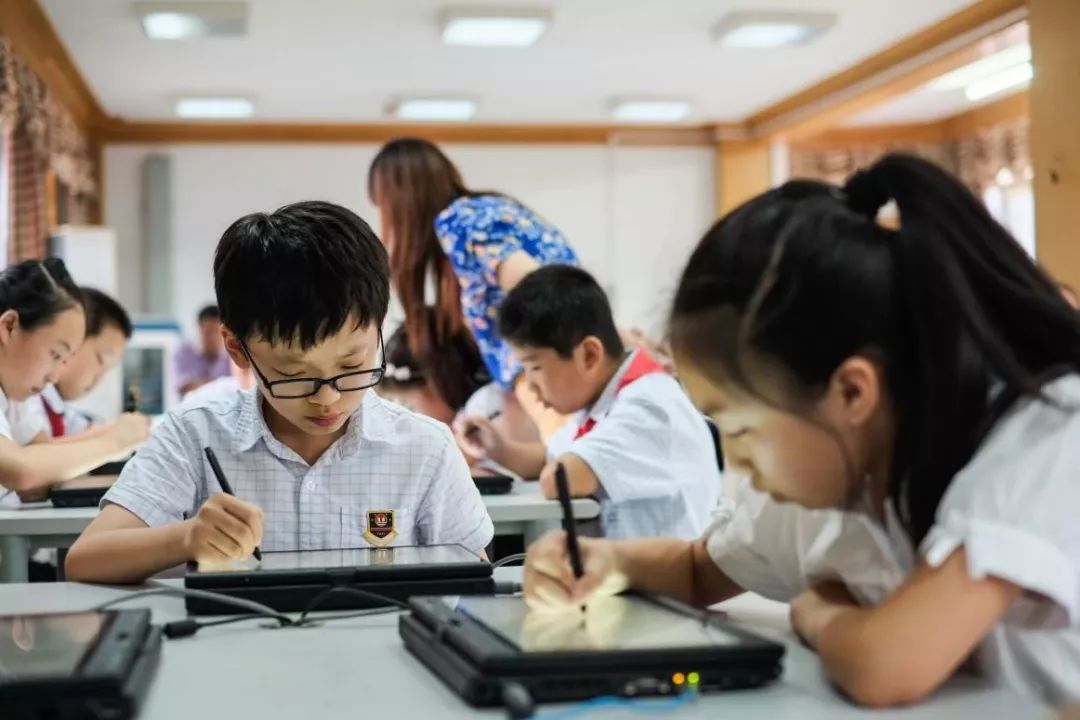 回顾70年教育发展,老照片回顾中国教育