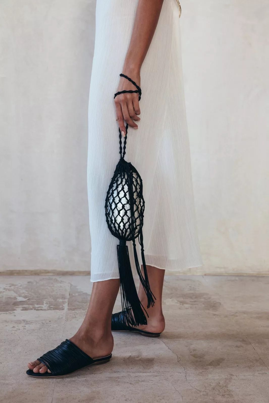 春天适合什么颜色包包,春天背什么颜色的包包