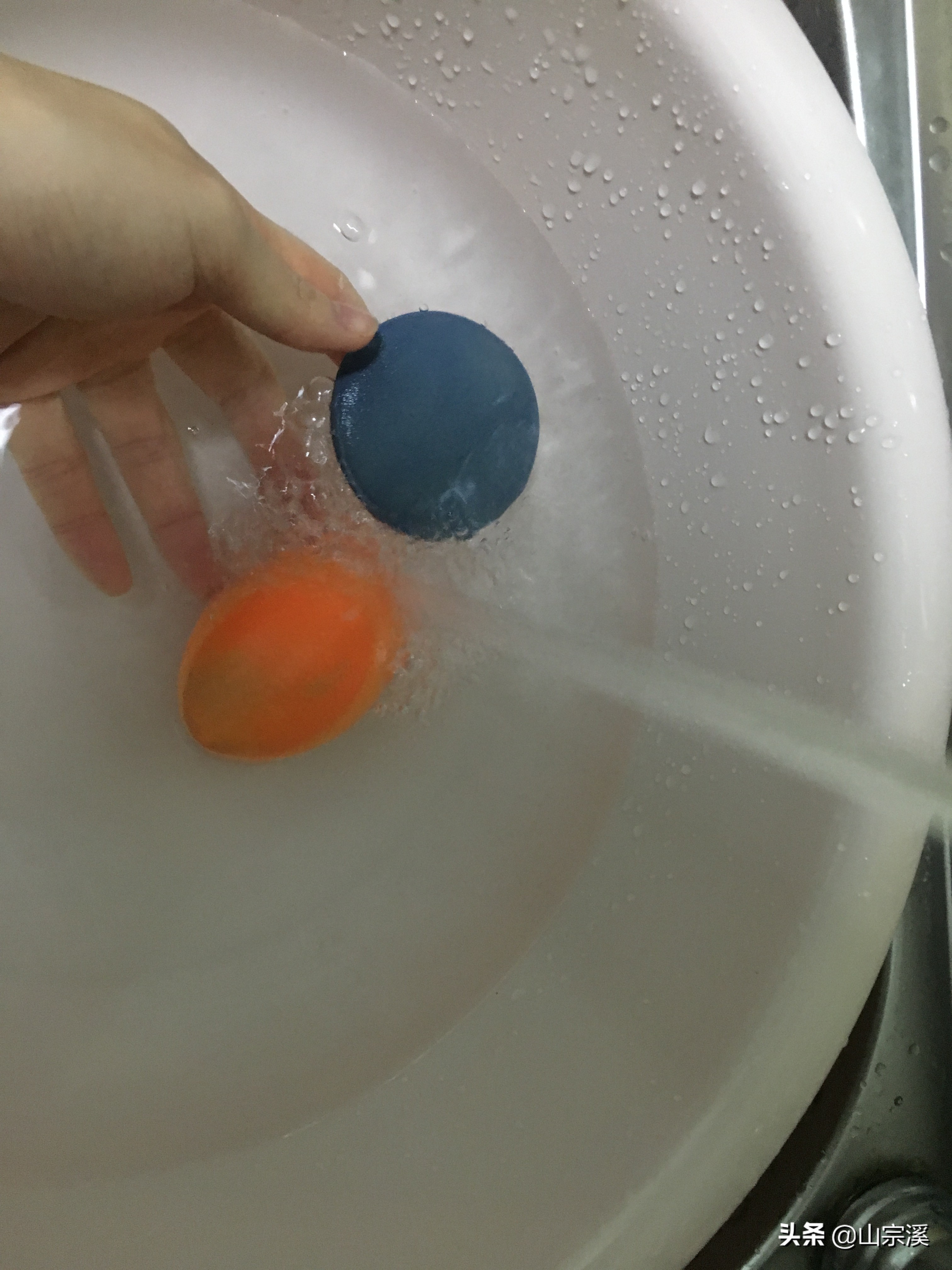 美妆蛋粉扑的清洗方法图片,花西子蜜粉粉扑怎么清洗干净