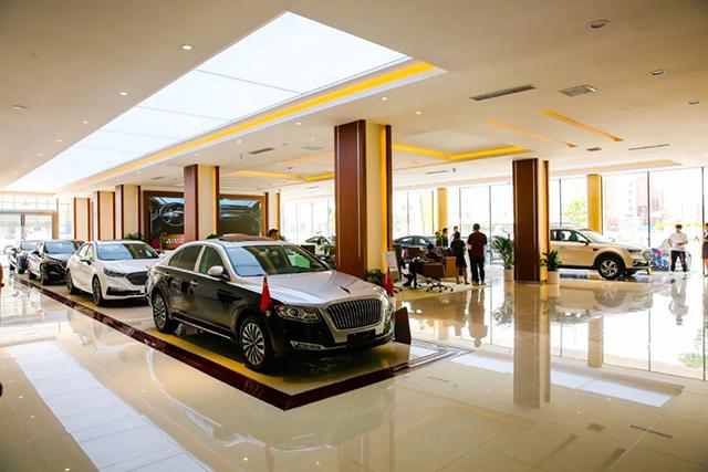 「汽车人」全擎向上，红旗半年报再创新高