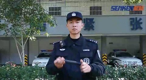 单警装备甩棍功能,单警装备的甩棍使用及训练