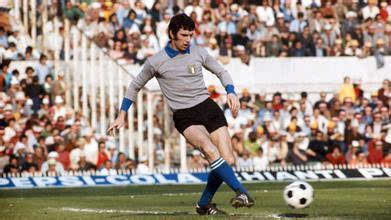 佐夫vs布冯到底谁是意大利门神,意大利最伟大的足球运动员