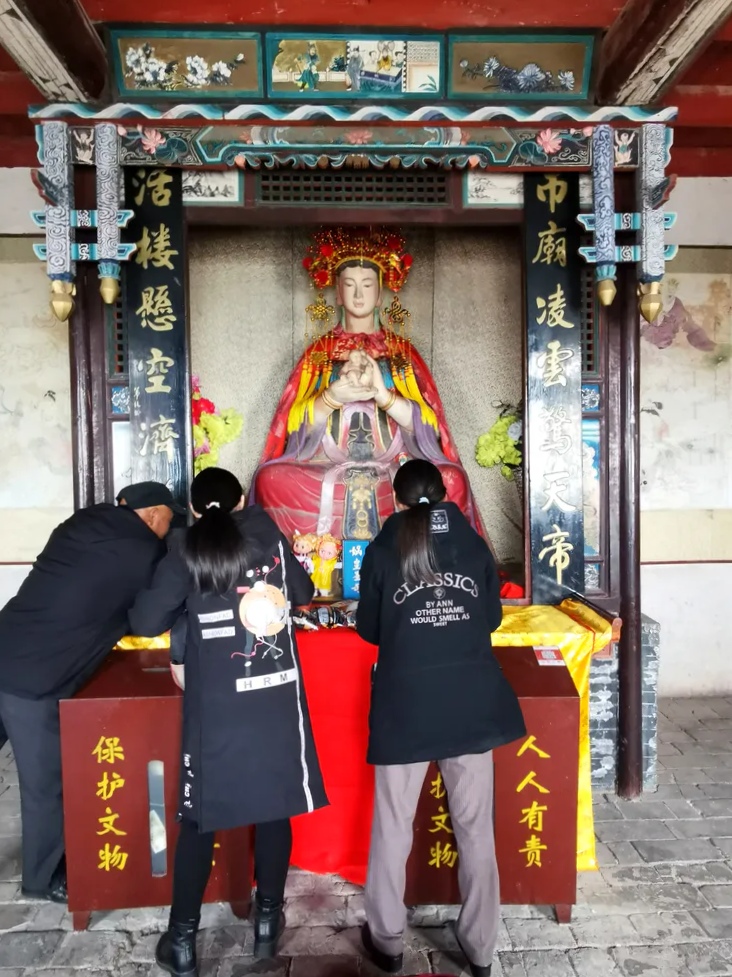 娲皇宫吊庙,娲皇宫为啥叫活楼吊庙