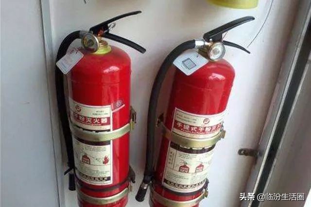 怎么看灭火器是3+1还是5+2,灭火器正确使用方法四步口诀