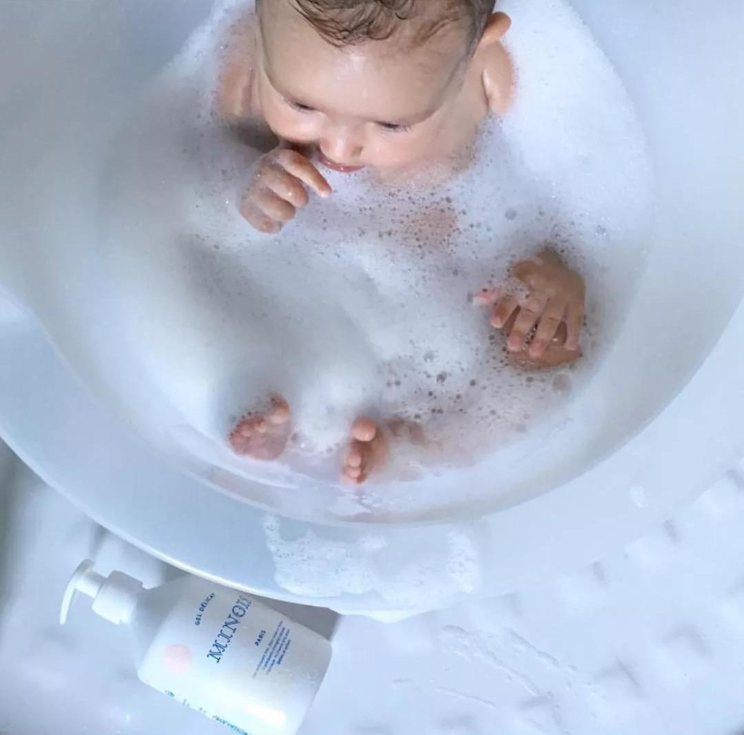 张嘉倪必买护肤品,张嘉倪新生儿洗护品