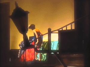 他是世纪末美少年，她帅到掰弯无数小姐姐，相恋10年不婚