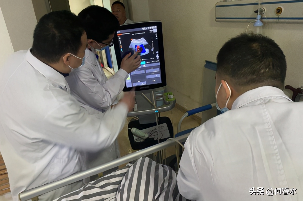 腹主动脉血管瘤需重视早期干预,医院成功救治主动脉夹层患者