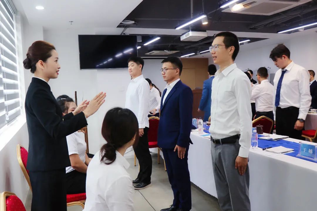 银行工作有绩效吗,银行要持续提升专业化服务水平