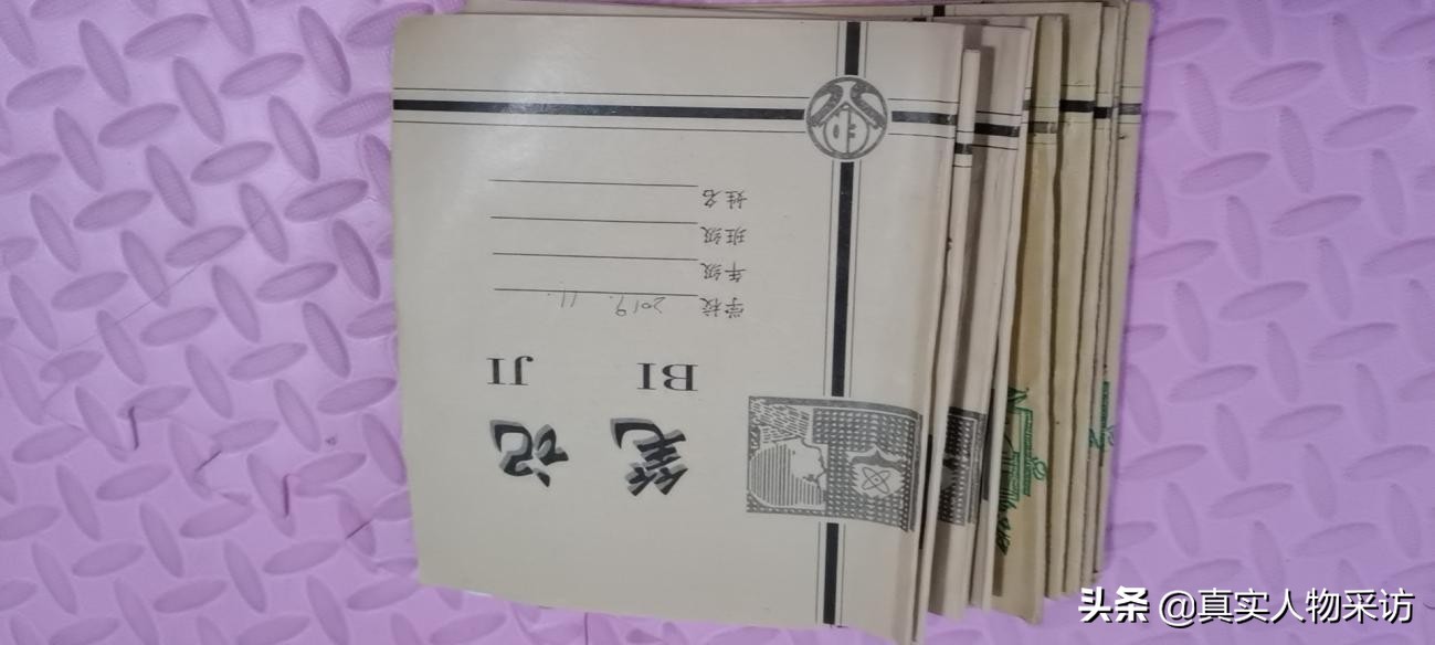 53岁大妈能练出八块腹肌,60岁健身阿姨腹肌