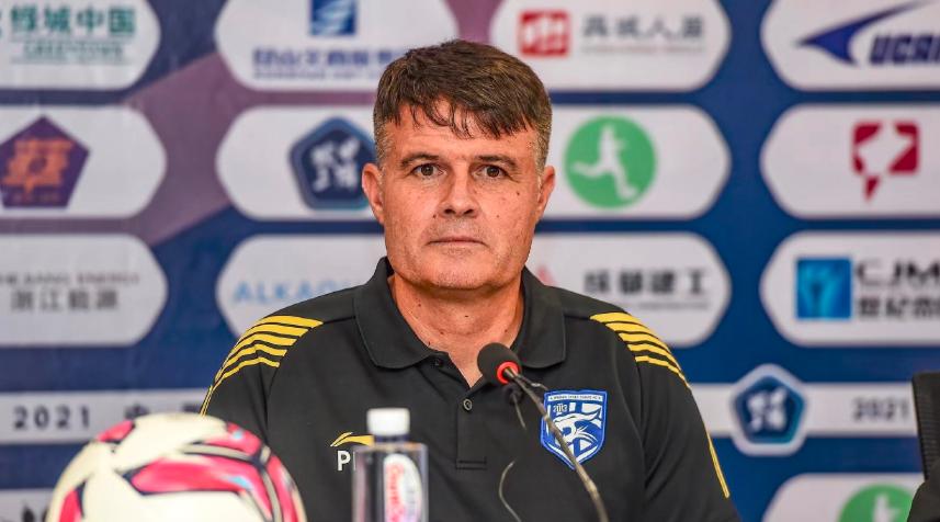 佩德罗vs武汉卓尔,佩德罗不再执教武汉三镇