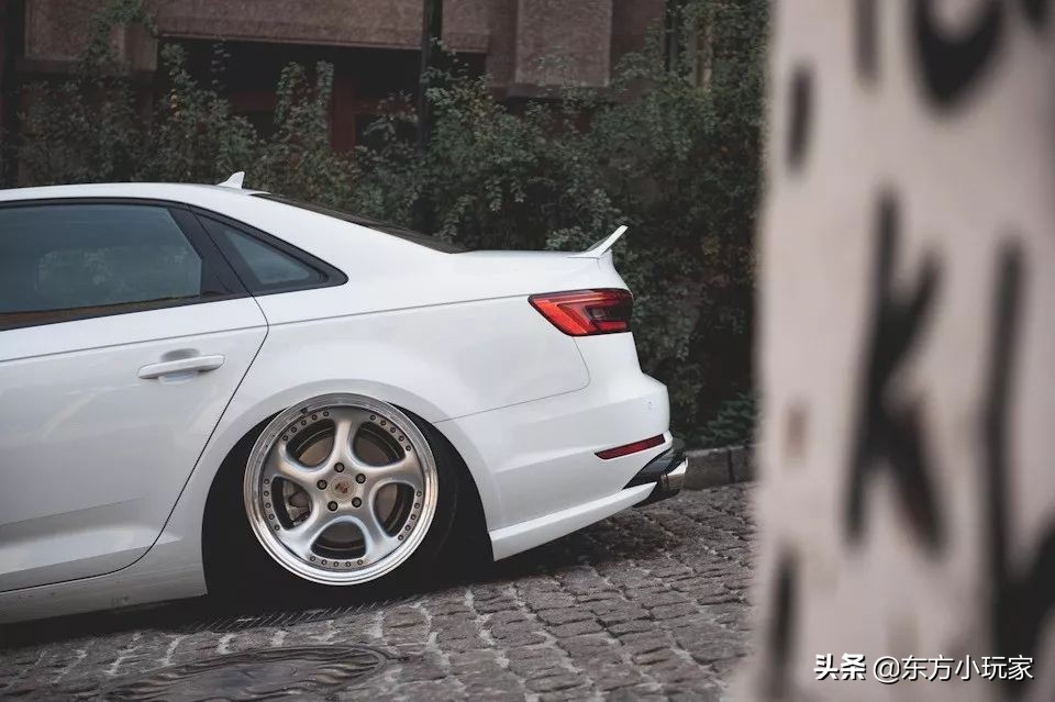 2019款奥迪a4进取改装轮毂,新款奥迪a4改装图片欣赏