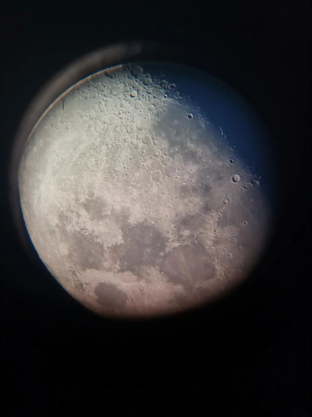 最强天文望远镜观月球效果,牛人自制8亿公里望远镜