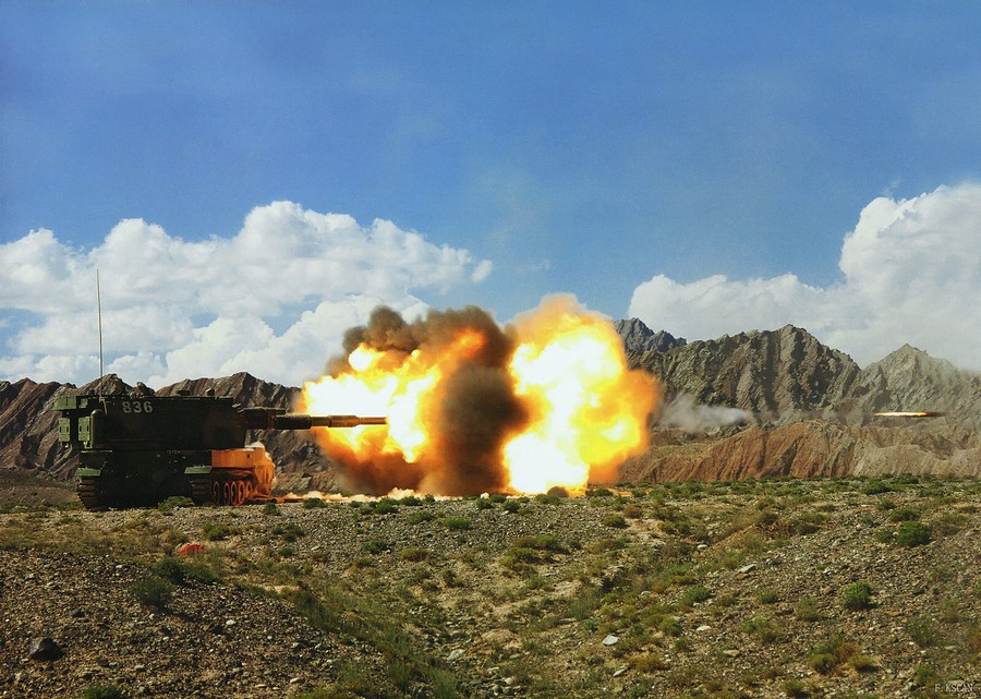 05式自行加榴炮，“战神之锤”治疗火力不足恐惧症，疗效如何？