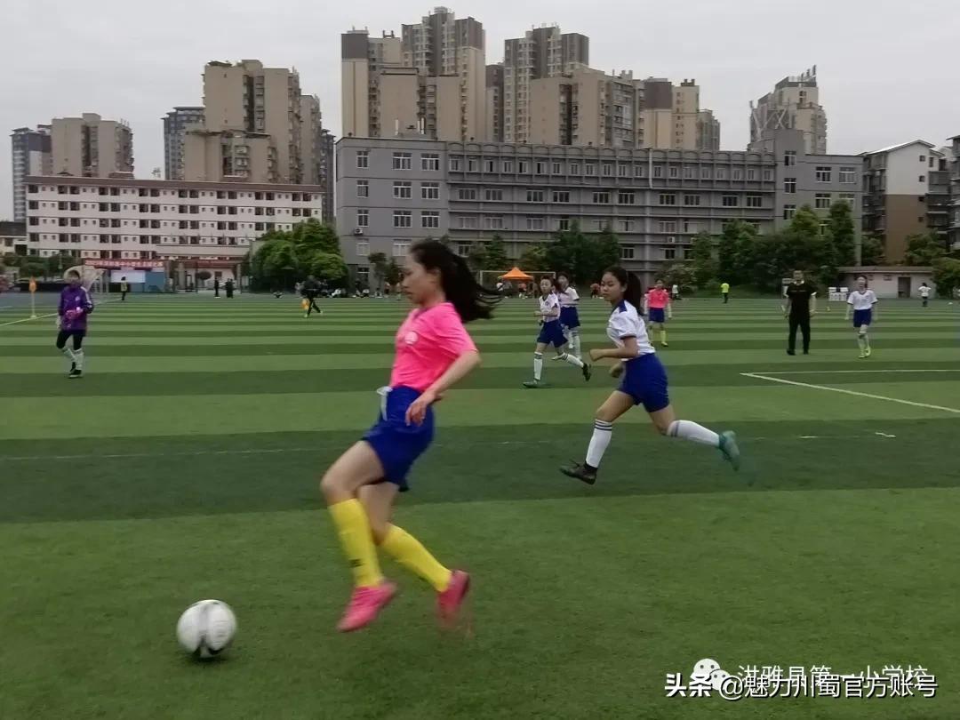 喜大普奔和田足球队,喜大普奔和三冠王