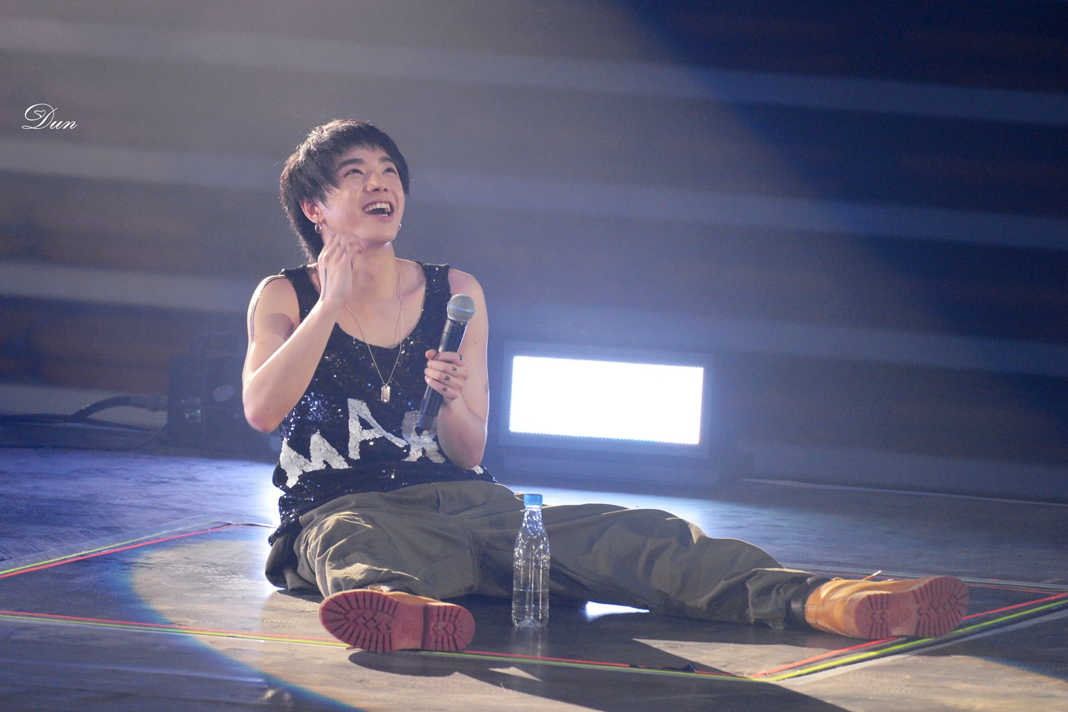 华晨宇“整容”事件再度发酵，流量巨星能否再立人设