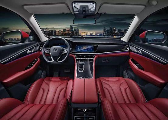 奔驰宝马都跑不掉的五菱神车,宝马x4和长安cs85