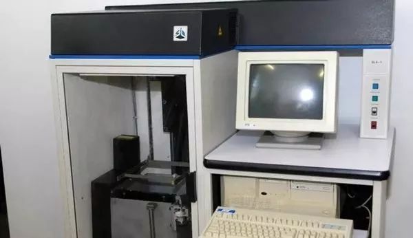 打印机是怎么印字的,打印机怎么把字印在纸上的