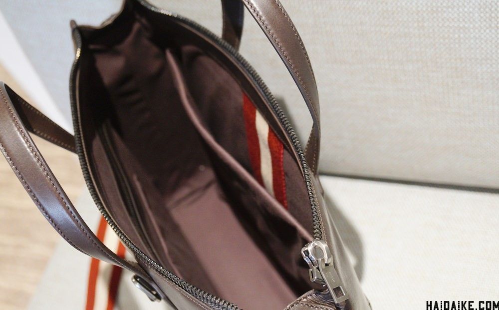 哪里可以买到Bally男款打折实惠的包包