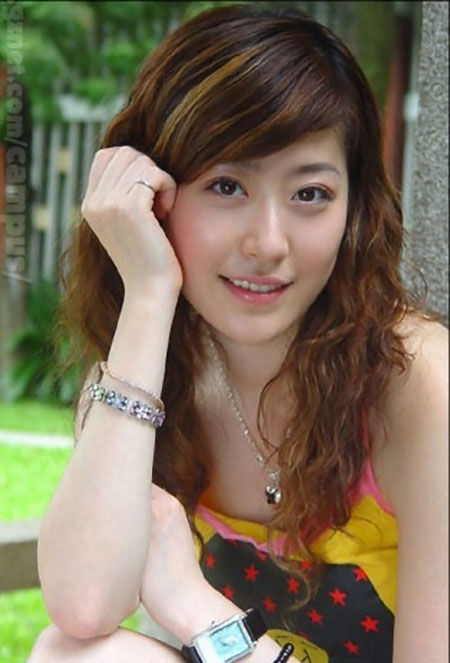 少林足球里的所有女主角,《少林足球》第一部女主角