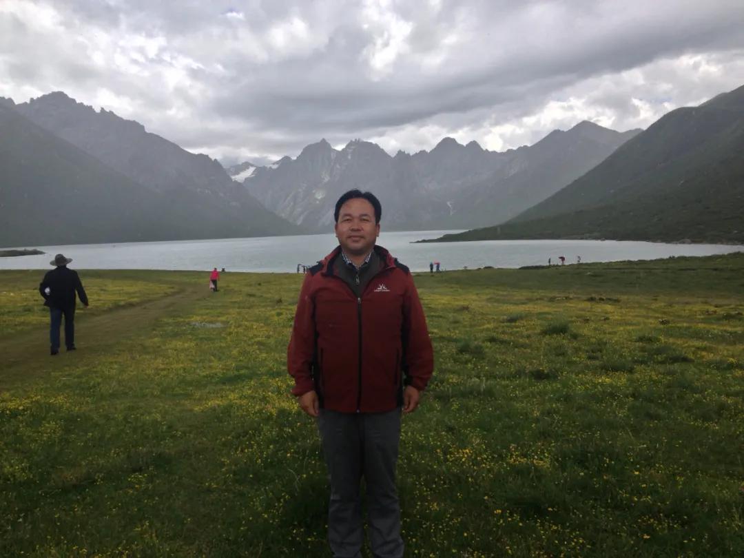 青海传统文化根脉的守护人——记青海省民间文艺家协会主席索南多杰