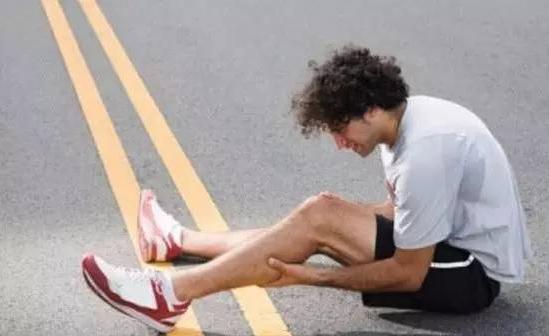 肌肉拉伤四个月还没好有什么办法,肌肉拉伤最好的治疗办法是什么