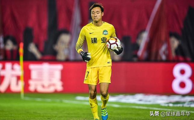 颜骏凌化身中国门神王大雷,中国门神颜骏凌精彩扑救