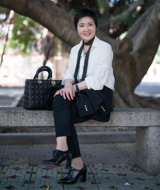 清新玲珑有她更美——记福建省玲珑集团发展有限公司董事长