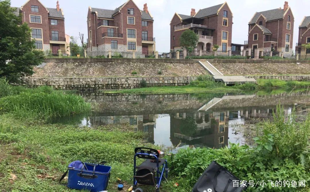 初学者一套钓鱼装备多少钱,新手买钓鱼套装多少钱