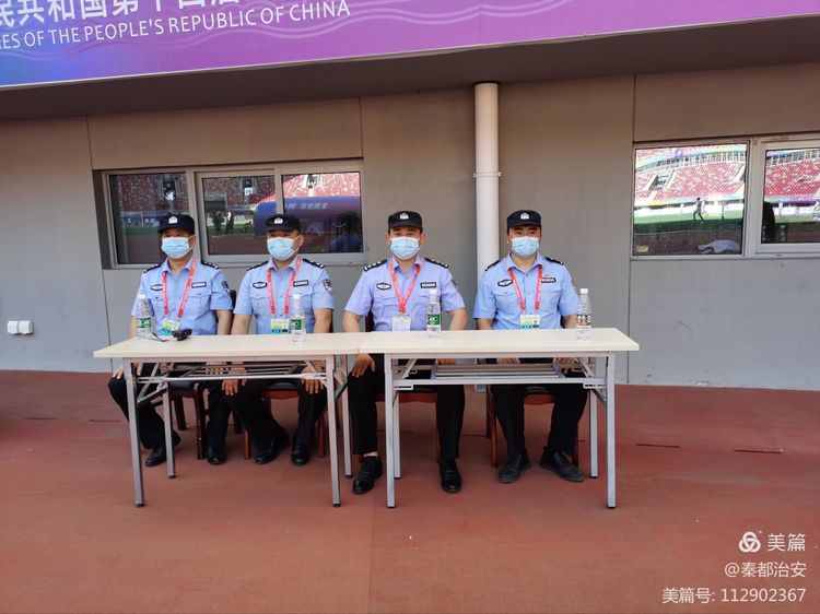 护航十四运交警,护航十四运警察