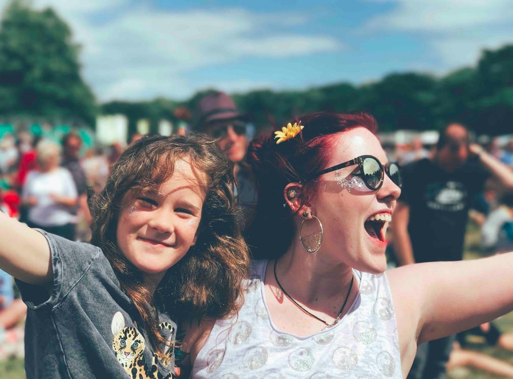 开心只会说“Happy”？学点高级的让人刮目相看