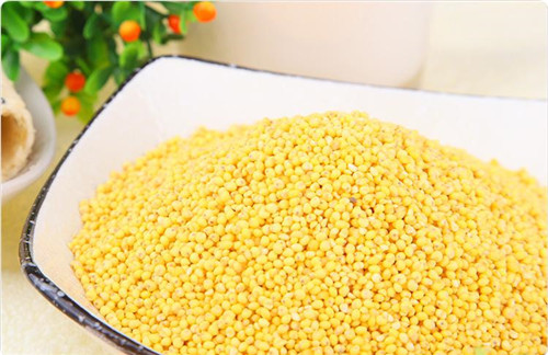 红米黑米黄米一起煮粥功效,红米和黑米紫米有区别吗