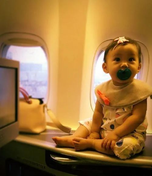 两年前买的明星同款过时了,那些年买过的明星同款