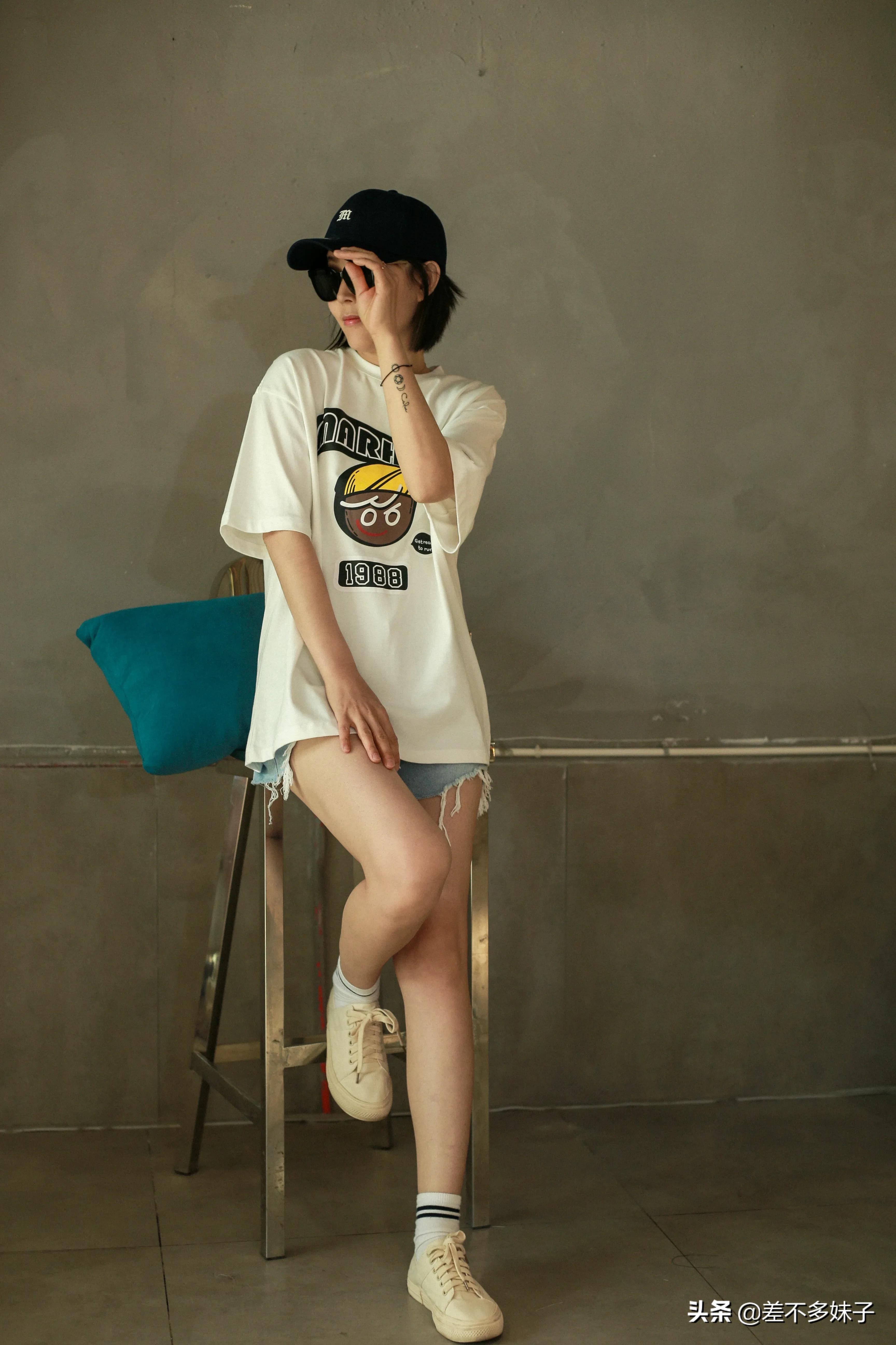 简约夏季宽松t恤ins潮牌,夏款韩系潮牌印花宽松大版t恤