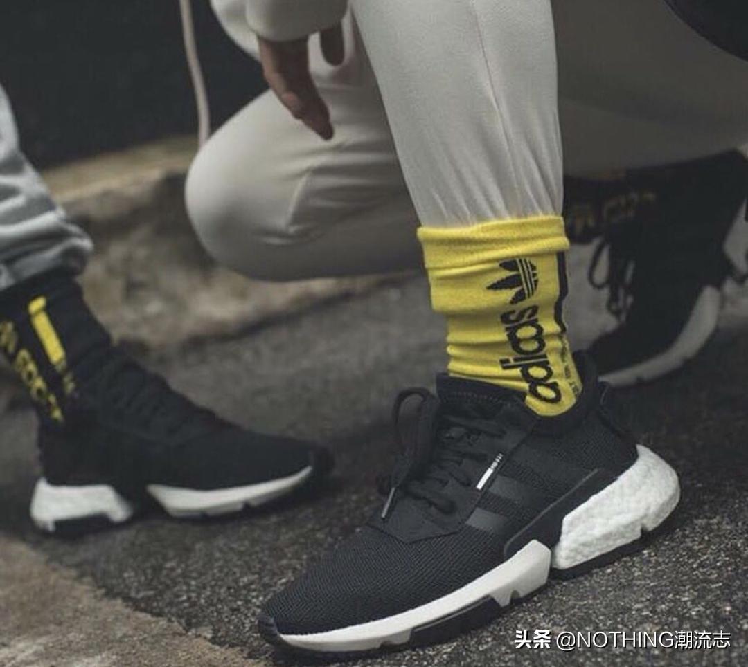 三叶草哪几款鞋型最经典,阿迪达斯官网adidas三叶草彩虹色