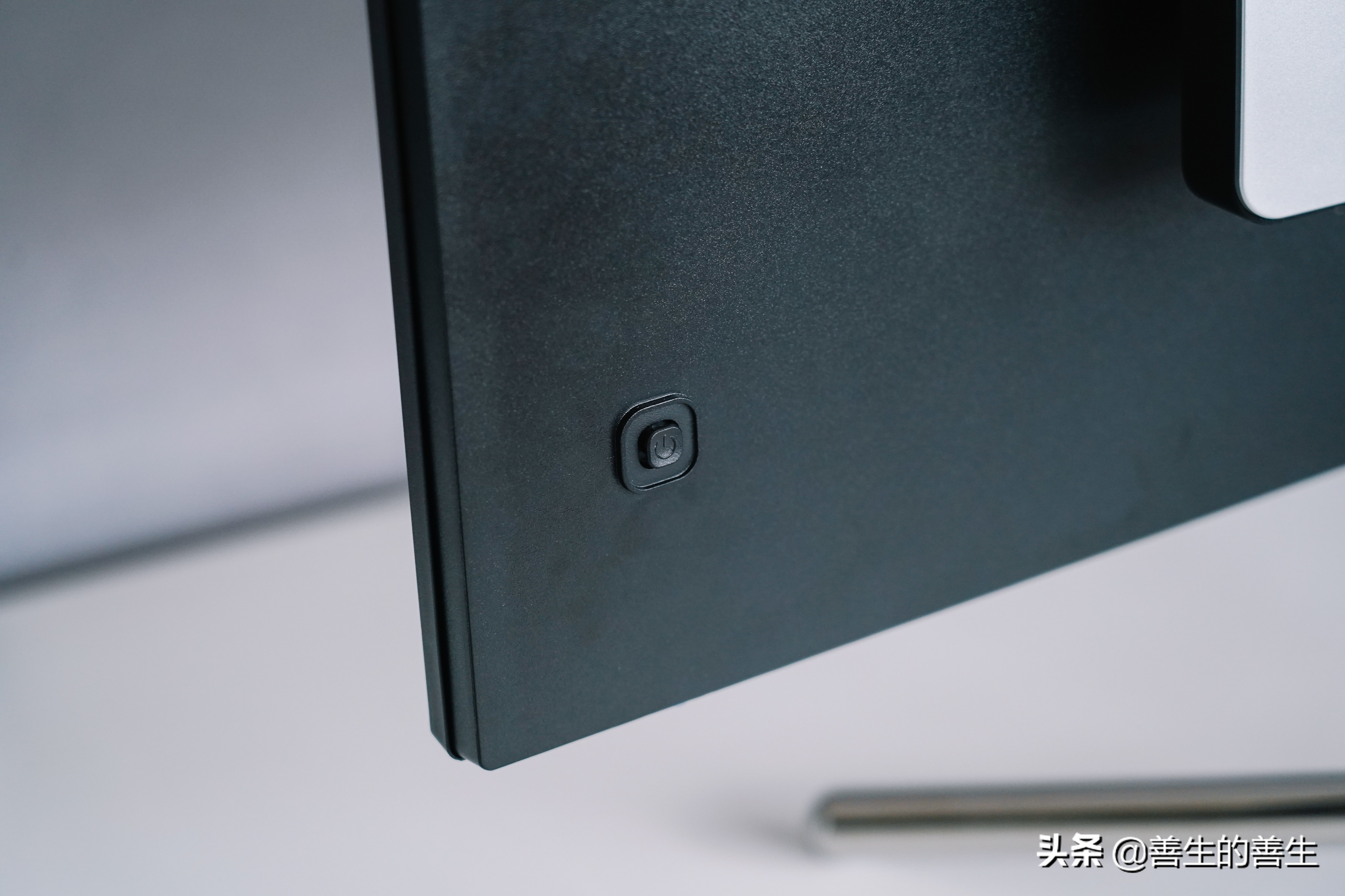 aoc保时捷显示器4k,aoc27寸保时捷显示器