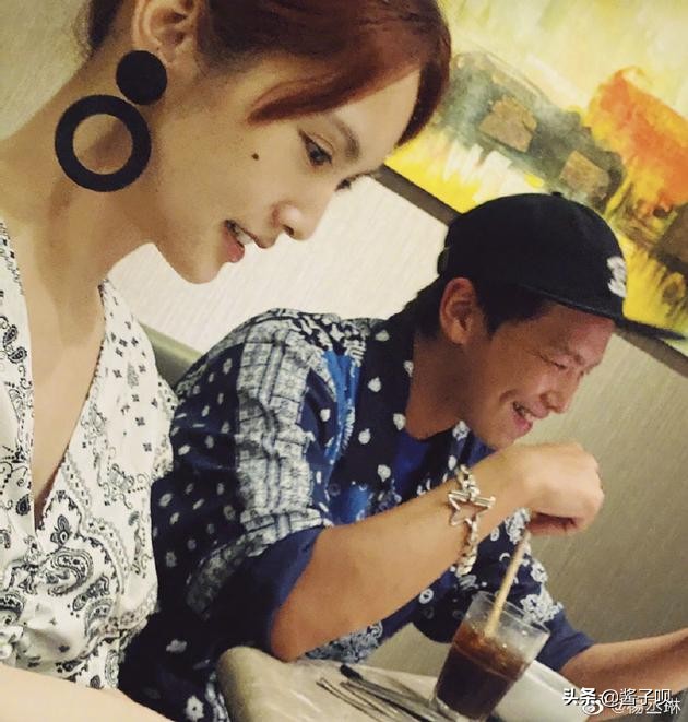 黄鸿升女友发声悼念,黄鸿升女友发文悼念