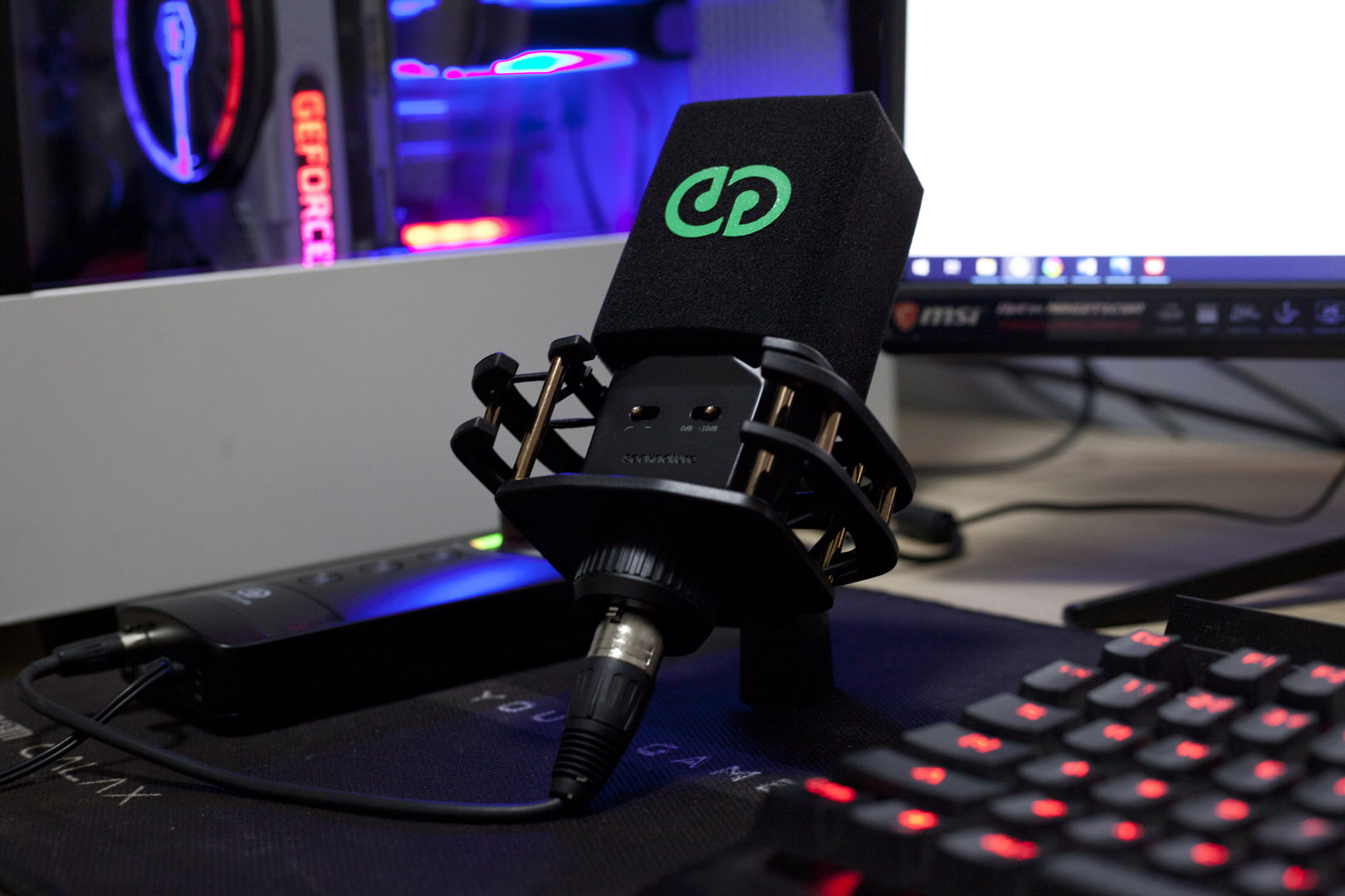 秒变18岁小姐姐,直播声卡竟如此多玩法