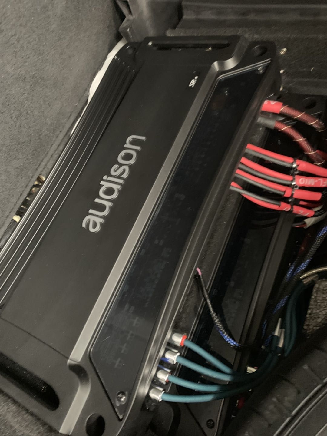 沃尔沃xc60汽车鸣笛喇叭改装,高品质车载音响改装