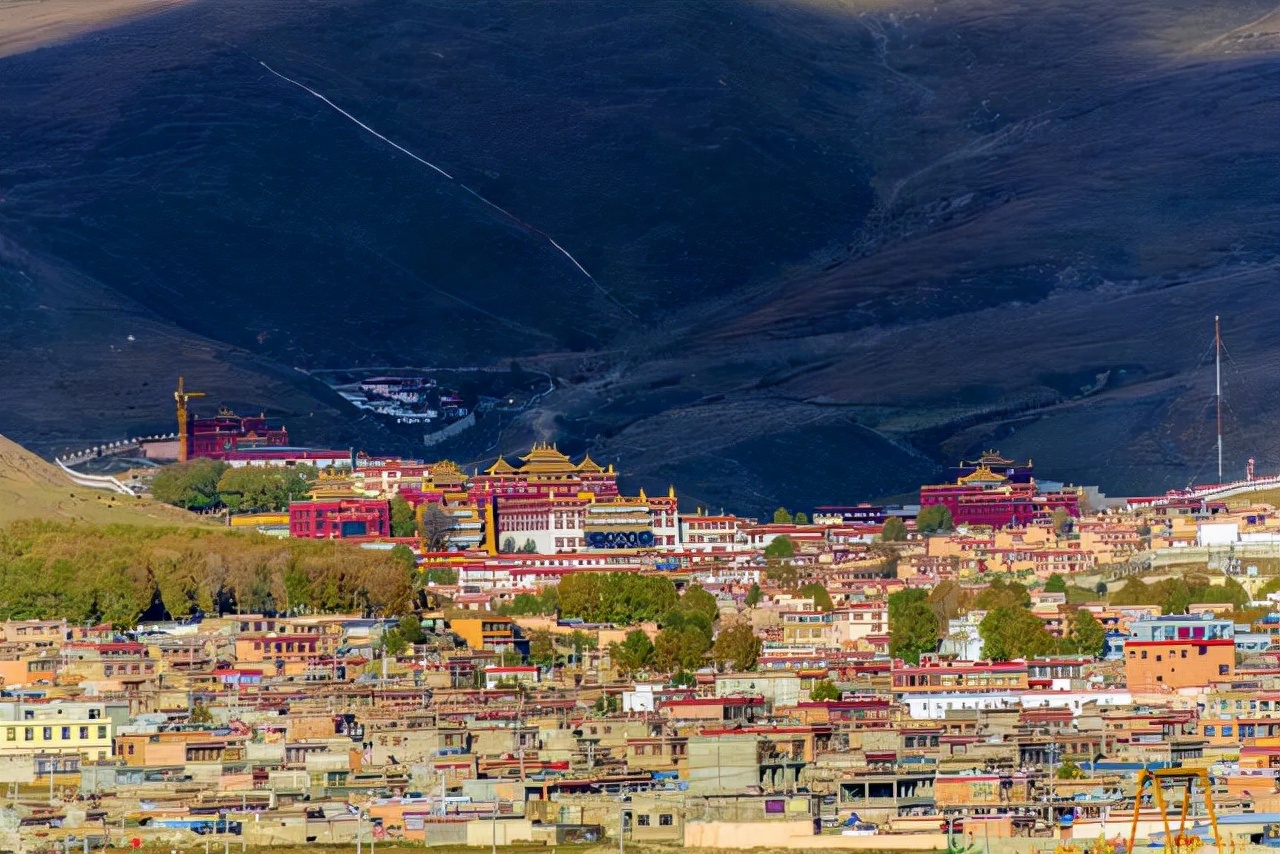 11月份自驾游15天路线推荐,6-10月自驾经典路线