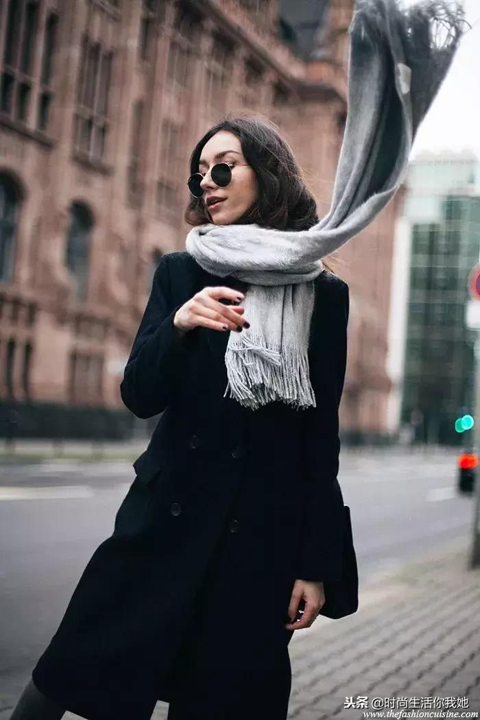 你穿“大衣+围巾”的样子，帅呆了！
