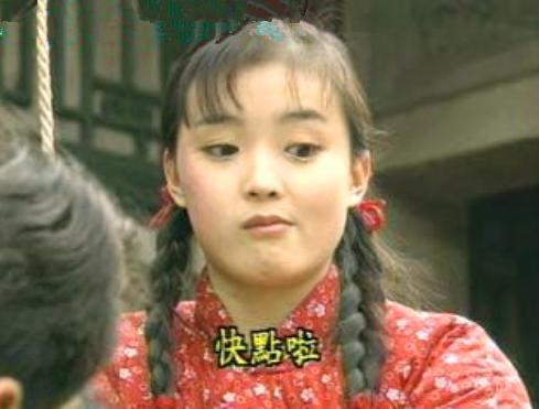 给婆婆洗脚被婆婆脚踢倒,给婆婆洗脚还被打