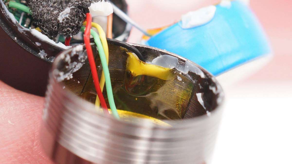 摩托罗拉蓝牙耳机motorola怎么拆,摩托罗拉motorola耳机测评