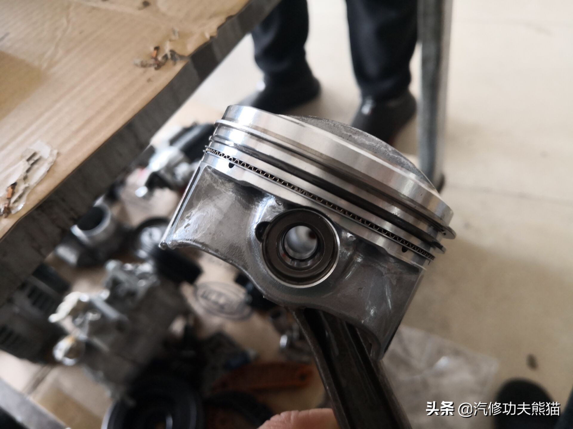 2013奥迪a4l烧机油怎么解决,奥迪a4l哪一款开始烧机油不严重