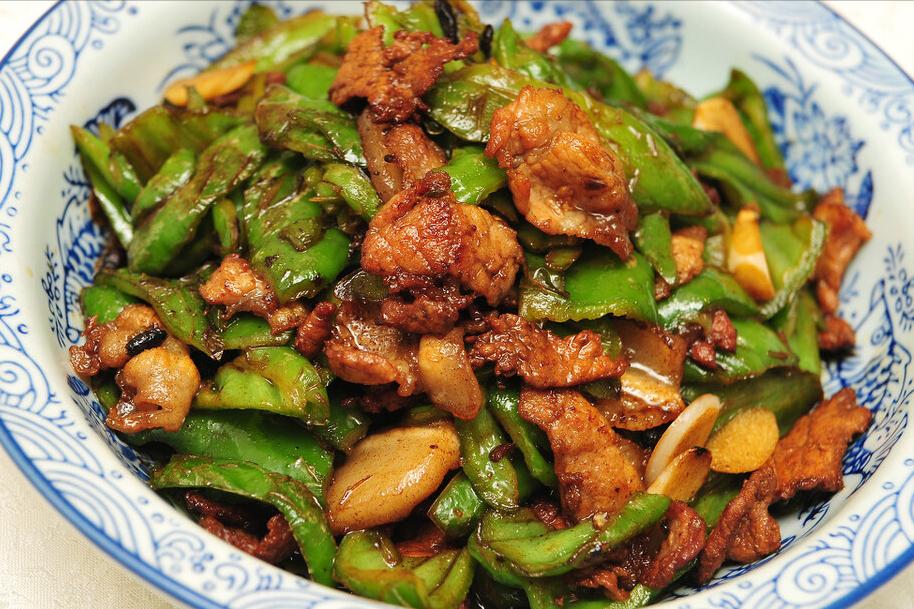 为啥你炒的牛肉又干又柴,为何你炒的牛肉嚼不动