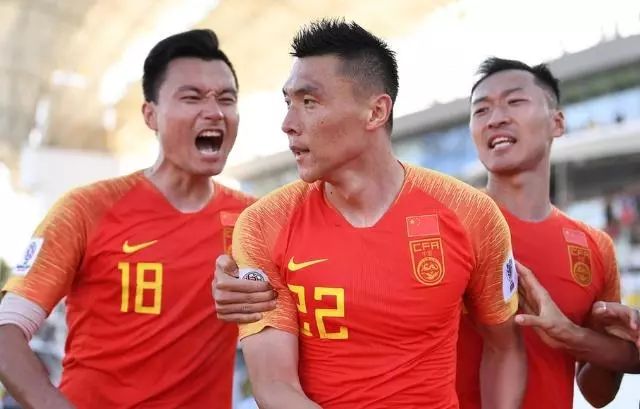 看了亚洲杯的感受,看了国足比赛后的我