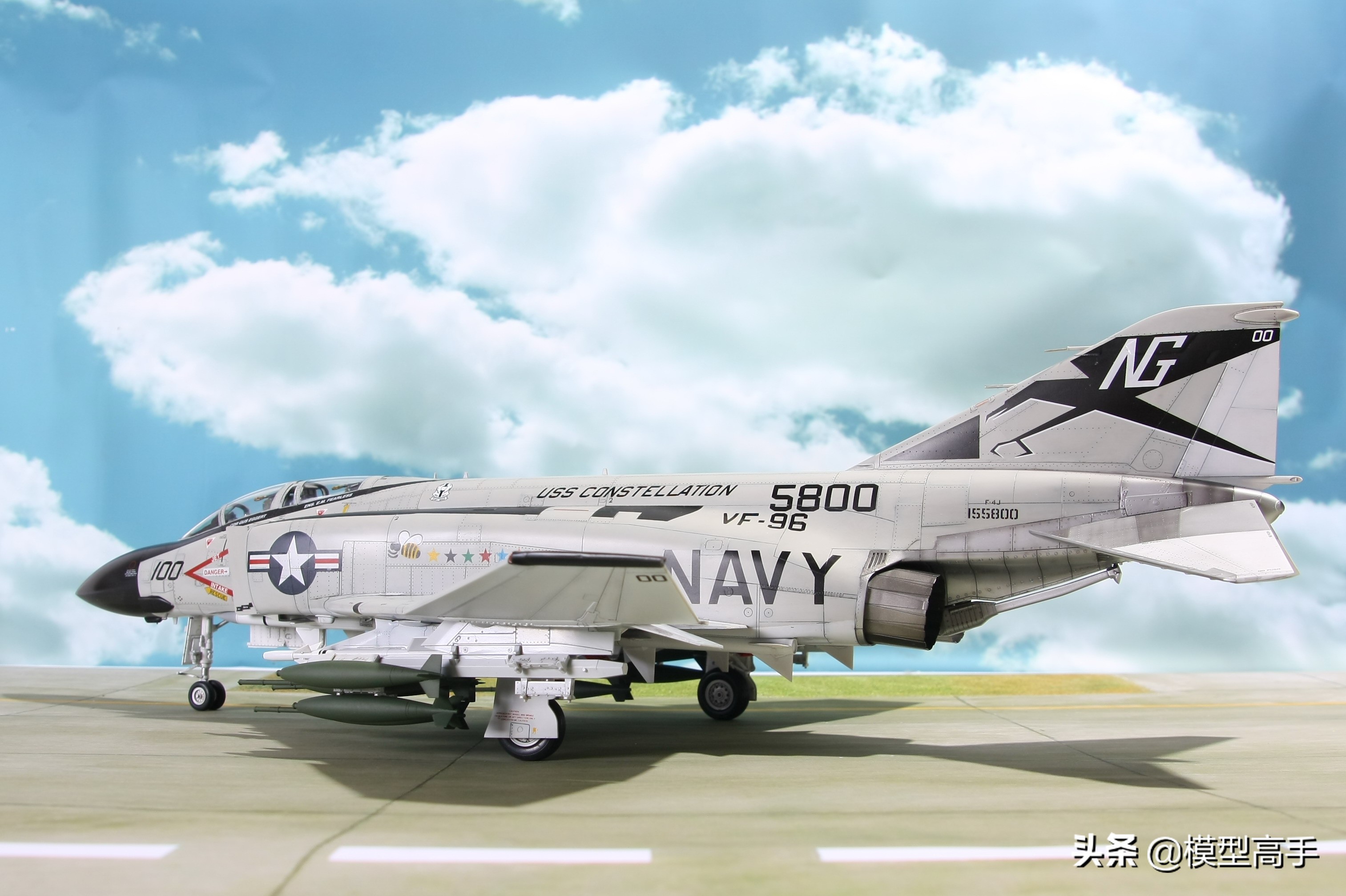 f4战斗机小模型,全尺寸战斗机模型