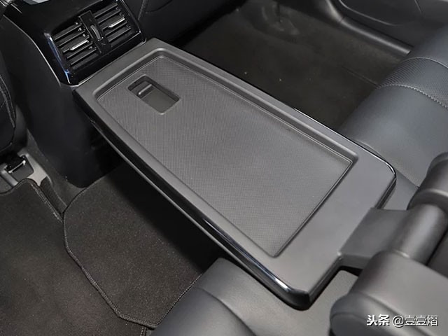 雅阁凌派和思域哪个比较好一点,雅阁对比凌派