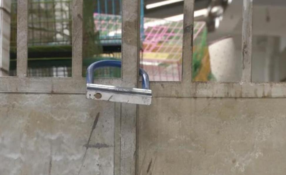 小区养狗扰民太脏了,小区养狗半夜狗叫